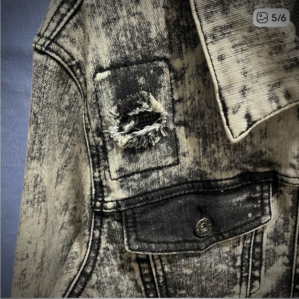BONGO Acid Wash Distressed Jeans Jacket - Picture 5 of 6